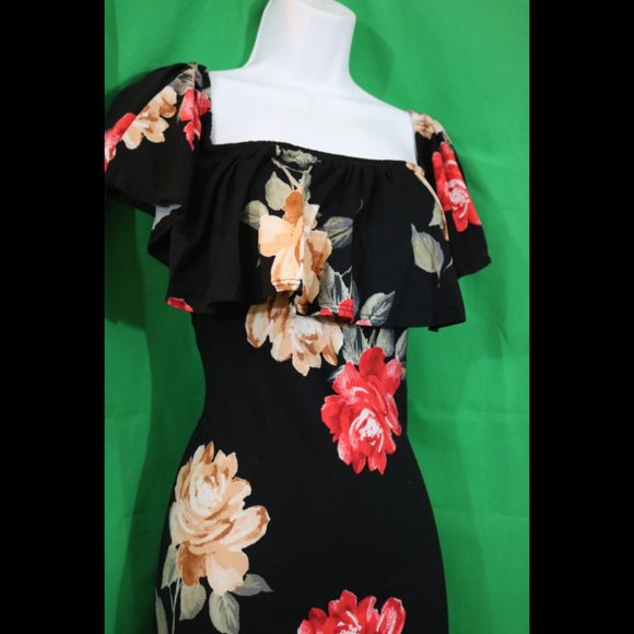 Black Floral Off-the-Shoulder Dress - Picture 3 of 3